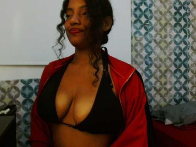 isabellacarson live cam on BongaCams