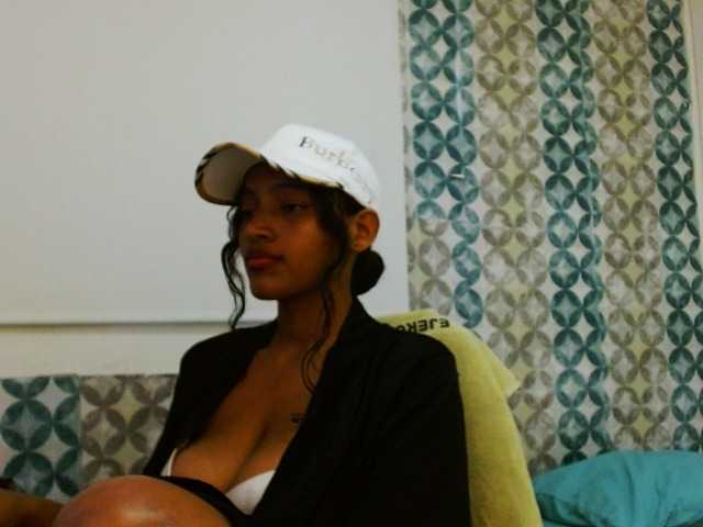 isabellacarson live cam on BongaCams