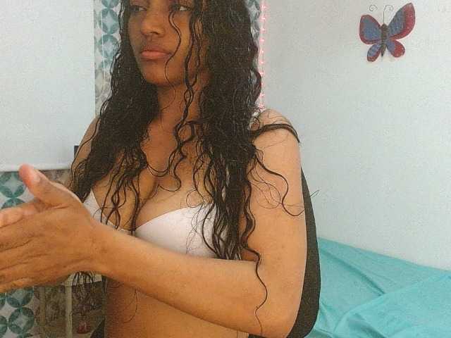 isabellacarson live cam on BongaCams