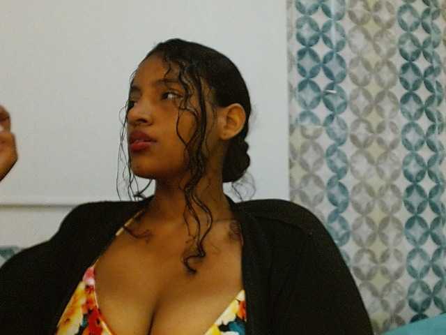 isabellacarson live cam on BongaCams