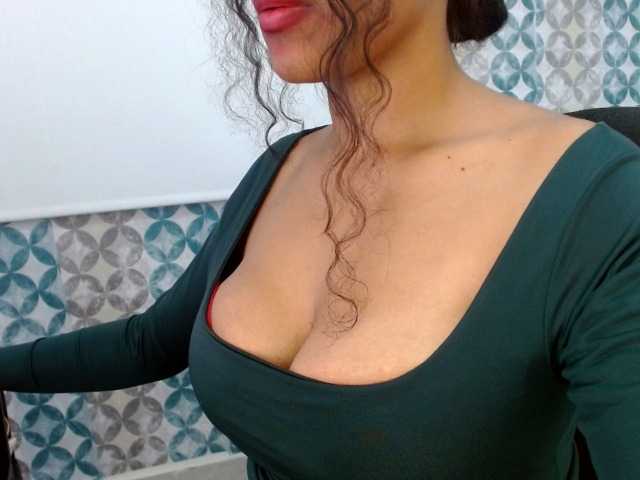 isabellacarson live cam on BongaCams
