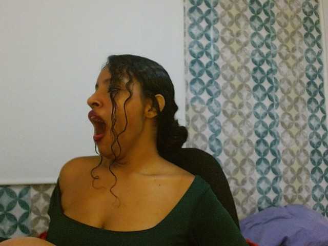 isabellacarson live cam on BongaCams