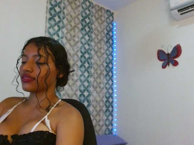 isabellacarson live cam on BongaCams