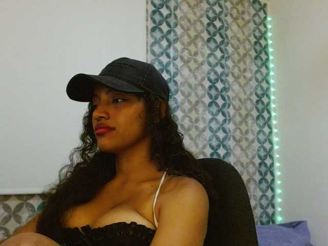 isabellacarson live cam on BongaCams