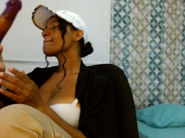 isabellacarson live cam on BongaCams