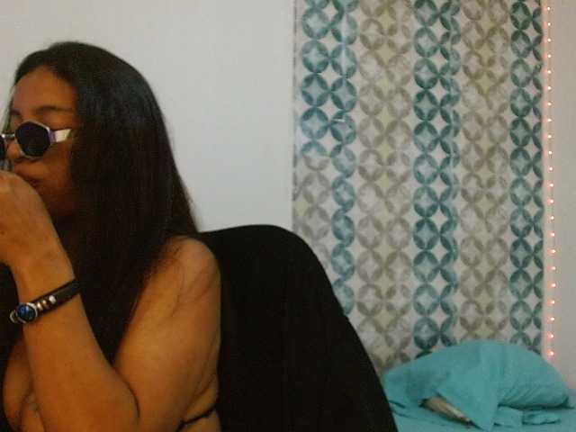 isabellacarson live cam on BongaCams