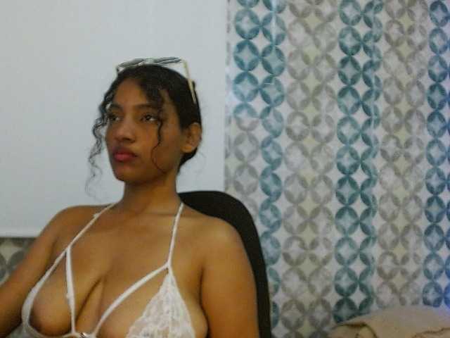 isabellacarson live cam on BongaCams