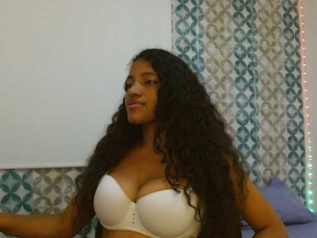 isabellacarson live cam on BongaCams