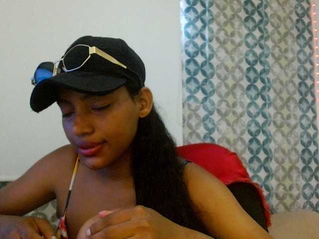 isabellacarson live cam on BongaCams
