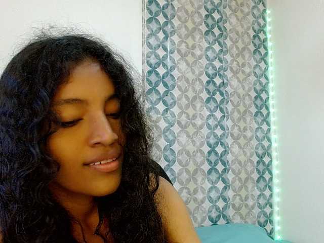 isabellacarson live cam on BongaCams