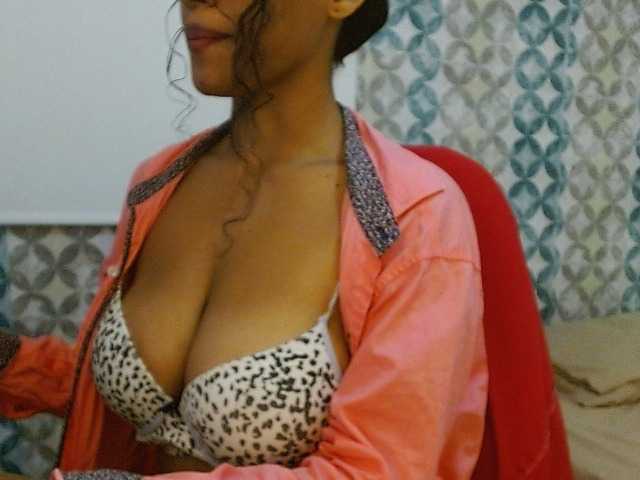 isabellacarson live cam on BongaCams