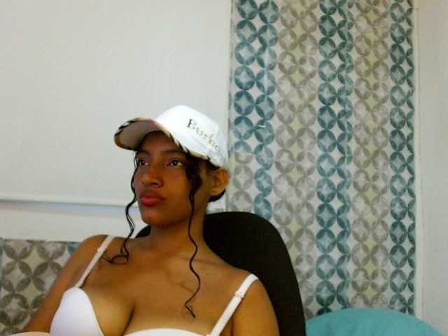 isabellacarson live cam on BongaCams