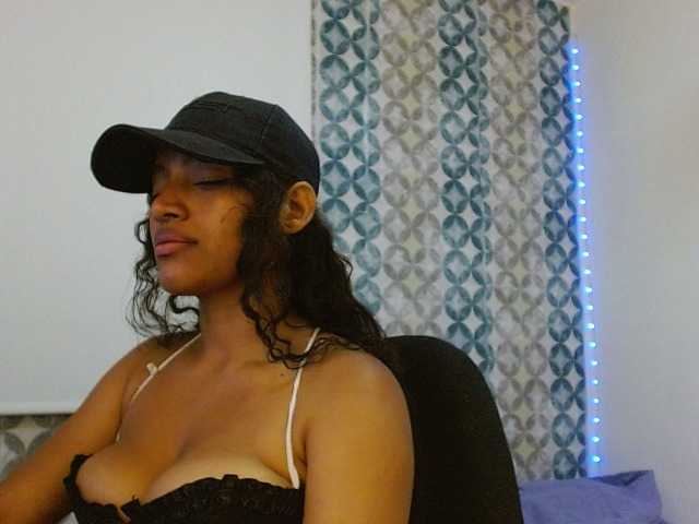 isabellacarson live cam on BongaCams