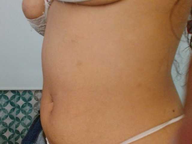 isabellacarson live cam on BongaCams