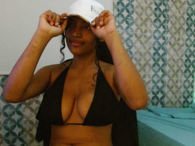 isabellacarson live cam on BongaCams