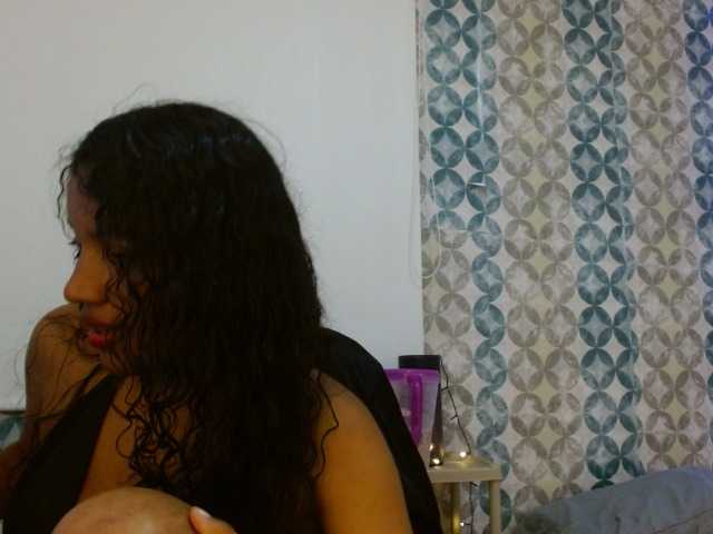 isabellacarson live cam on BongaCams