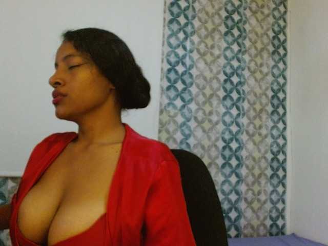 isabellacarson live cam on BongaCams