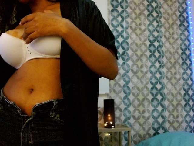 isabellacarson live cam on BongaCams
