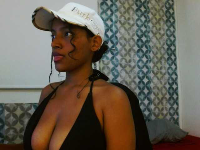 isabellacarson live cam on BongaCams