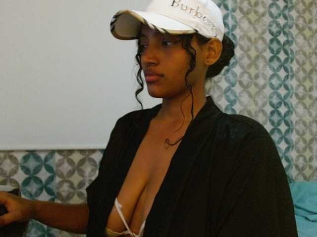 isabellacarson live cam on BongaCams