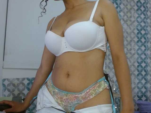 isabellacarson live cam on BongaCams