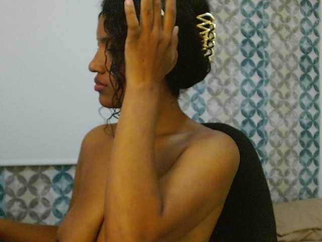 isabellacarson live cam on BongaCams