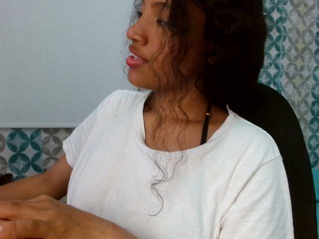 isabellacarson live cam on BongaCams