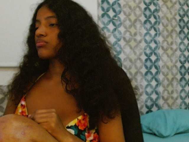 isabellacarson live stream preview