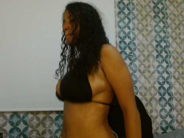 isabellacarson live cam on BongaCams