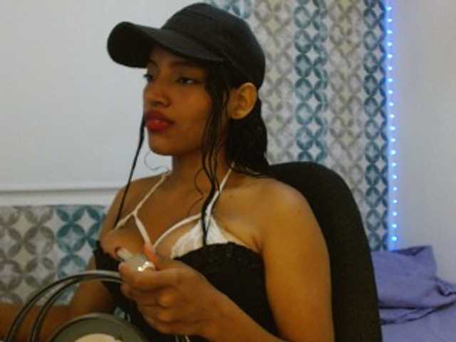isabellacarson live cam on BongaCams