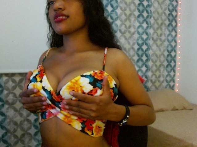 isabellacarson live cam on BongaCams