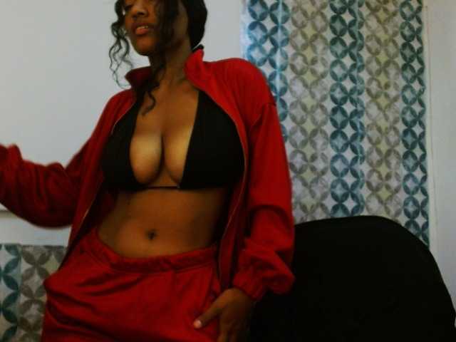 isabellacarson live cam on BongaCams