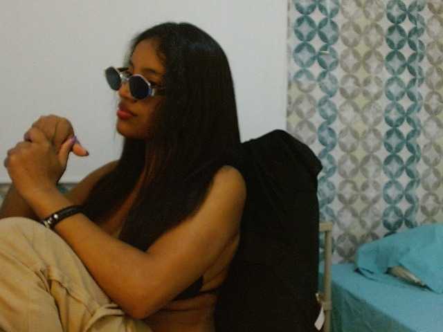 isabellacarson live cam on BongaCams