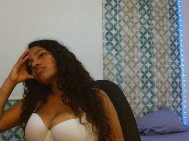isabellacarson Live-Cam auf BongaCams
