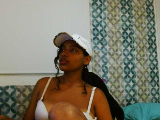 isabellacarson webcam bongacams model stream image