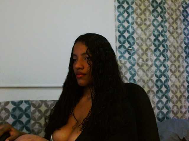 isabellacarson live cam on BongaCams