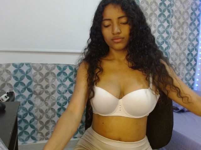 isabellacarson live cam on BongaCams