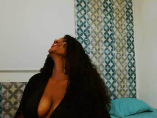isabellacarson live cam on BongaCams