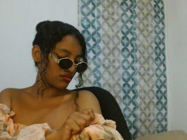 isabellacarson live cam on BongaCams