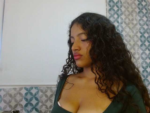 isabellacarson live cam on BongaCams