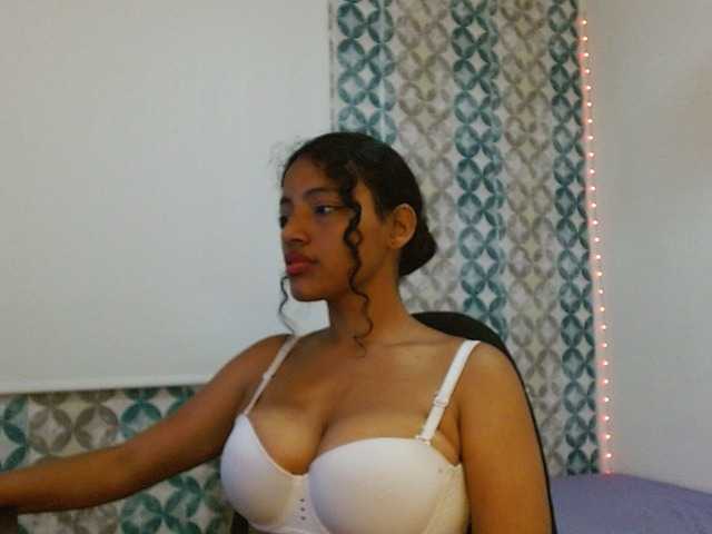 isabellacarson live cam on BongaCams