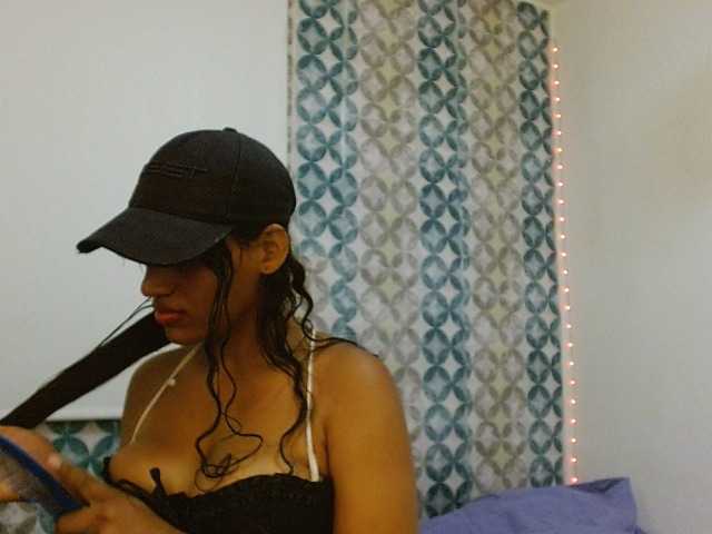 isabellacarson live cam on BongaCams