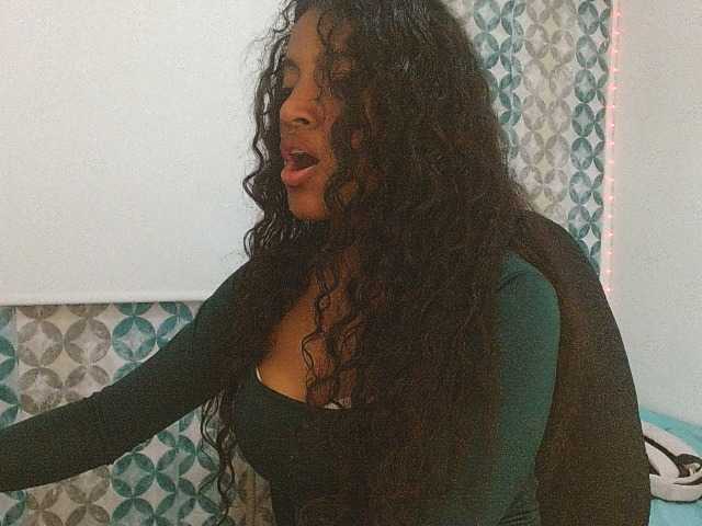 isabellacarson live cam on BongaCams