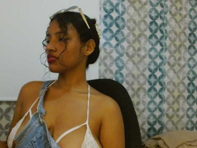 isabellacarson live cam on BongaCams