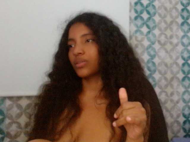 isabellacarson live cam on BongaCams