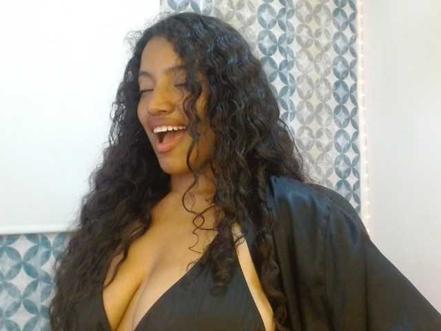 isabellacarson live cam on BongaCams