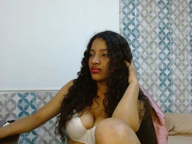 isabellacarson live cam on BongaCams