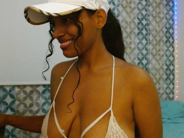 isabellacarson live cam on BongaCams