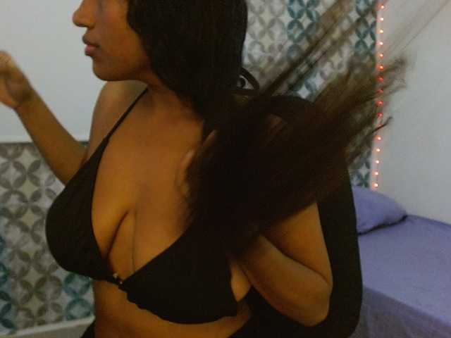 isabellacarson live cam on BongaCams
