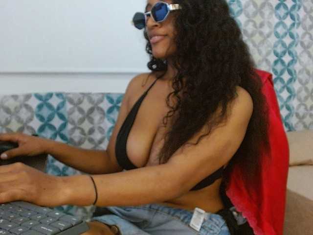 isabellacarson live cam on BongaCams